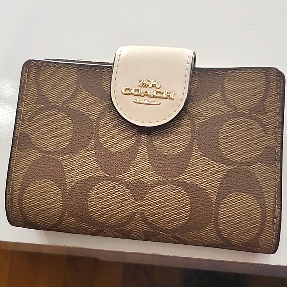 Coach leather small wallet
